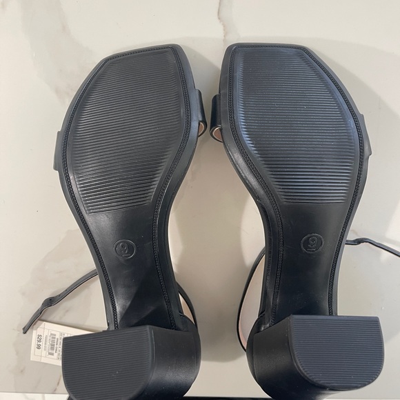 Square toe heels - Picture 4 of 4